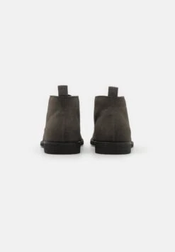 Pier One Unisex - Sportieve Veterschoenen - Grey -Heren Kledings Winkel 1a69c3b5a7ed49d2869b1ff1aeeb8355