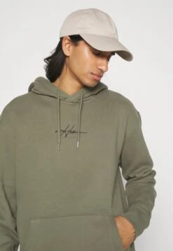 Hollister Co. Summer Icon Unisex - Hoodie - Olive -Heren Kledings Winkel 1d75c77c6c3341e8af5727c10850ddec