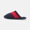 Pier One Unisex - Pantoffels - Dark Blue/Red 1 Pier One Unisex - Pantoffels - Dark Blue/Red -Heren Kledings Winkel 235bd992fafa4c2c861f165a2a5d1e04
