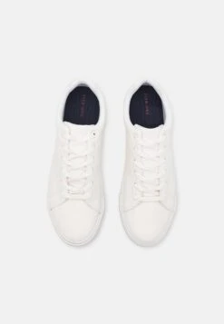 Pier One Unisex - Sneakers Laag - White -Heren Kledings Winkel 3747494760f54e24afa52bab7dfce4dd