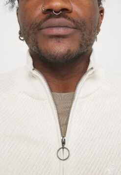 Pier One Vest - Off White -Heren Kledings Winkel 4ec364bc28aa4ee59f70e4c7a176fe21