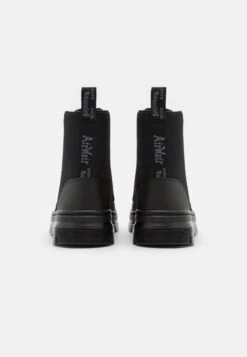 Dr. Martens Combs Ii Unisex - Veterboots - Black -Heren Kledings Winkel 4f687773acd04126a61f5769b74ed49b