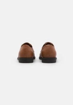 Pier One Veterschoenen - Cognac 10 Pier One Veterschoenen - Cognac -Heren Kledings Winkel 5012910c5d9c403a93aa2311bb64512b