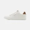 Pier One Sneakers Laag - White -Heren Kledings Winkel 60edfea93b8e479f8869d8df44c0491c