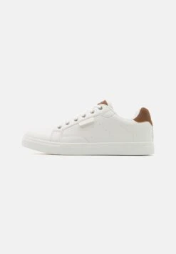Pier One Sneakers Laag - White