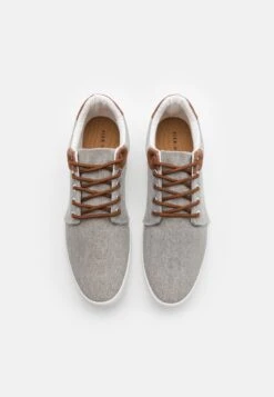 Pier One Unisex - Sneakers Laag - Light Grey -Heren Kledings Winkel 60fe947ef8cf4df19401d326e0123b74