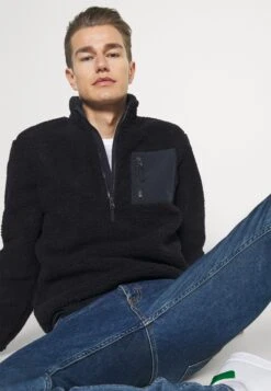 Pier One Fleece Trui - Dark Blue 14 Pier One Fleece Trui - Dark Blue -Heren Kledings Winkel 88111e09df4342679a12241e843a9022