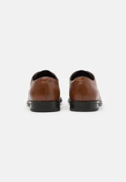 Pier One Veterschoenen - Tan -Heren Kledings Winkel 92279e8985ac48b59a51f4dd1be0cd12