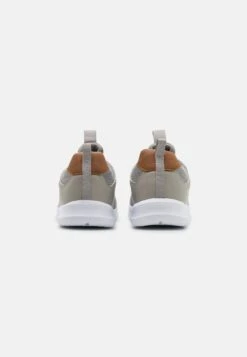 Pier One Sneakers Laag - Light Grey -Heren Kledings Winkel b32d823083954dad9c3bfe71ef720aca