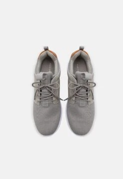 Pier One Sneakers Laag - Light Grey -Heren Kledings Winkel b71dd9058534408f8047bc0ef94b1b38