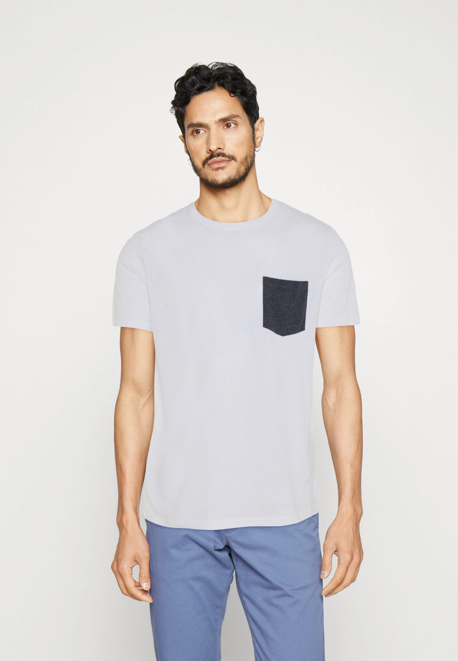 Pier One 2 Pack - T-Shirt Print - White/Multi-Coloured 6 Pier One 2 Pack - T-Shirt Print - White/Multi-Coloured - Afbeelding 4