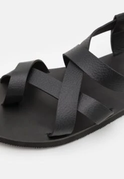 Pier One Teensandalen - Black -Heren Kledings Winkel bfc9cb202a1044a7af0b0ffa2591ad7d