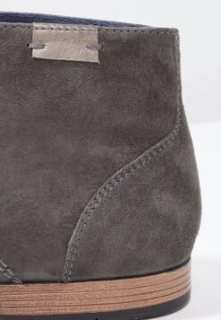 Pier One Veterschoenen - Shark/Cognac 13 Pier One Veterschoenen - Shark/Cognac -Heren Kledings Winkel ca6c9d7b82a449058960be26da75f18d