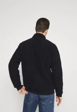 Pier One Fleece Trui - Dark Blue 12 Pier One Fleece Trui - Dark Blue -Heren Kledings Winkel cc9b5c4e804c47c8b491da8492f48c83