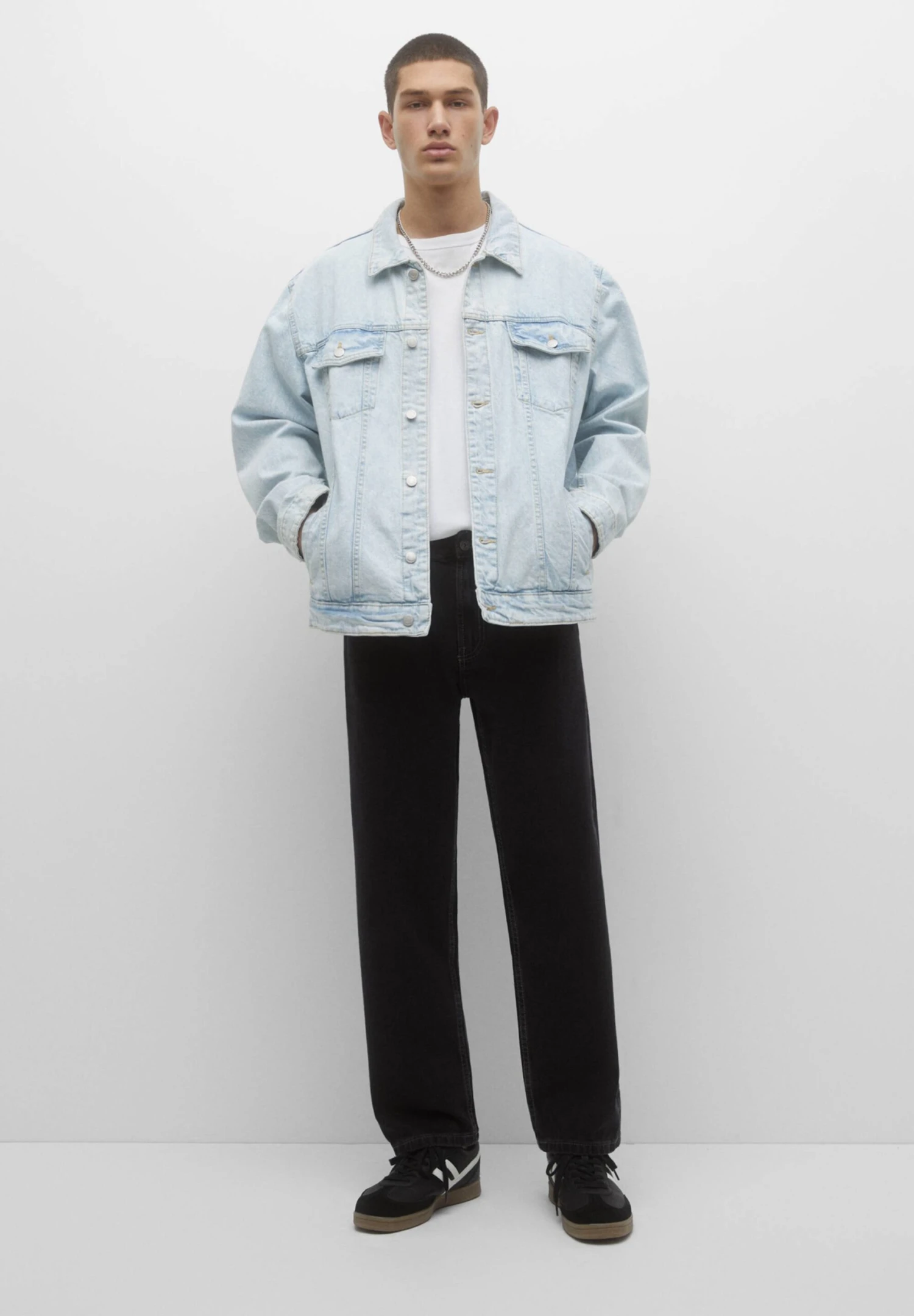 PULL & BEAR Wide - Relaxed Fit Jeans - Black 4 PULL & BEAR Wide - Relaxed Fit Jeans - Black - Afbeelding 2