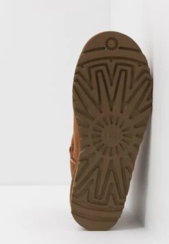 Ugg Classic Mini - Korte Laarzen - Chestnut -Heren Kledings Winkel f0f559067ccf4590aa558b00d1910382